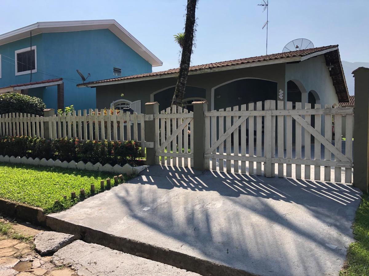 Casa em Cond. Fechado Praia Mococa - Caraguatatuba Mar Verde Exterior foto